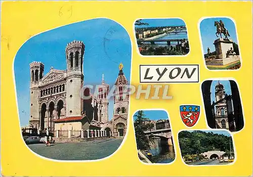 Cartes postales moderne Lyon (Rhone) Fourviere les Ponts du RHone Statue de Louis XIV place Bellecour