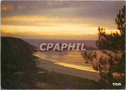 Moderne Karte la Bretagne Pittoresque Crepuscule sur la Plage de Lourtuais