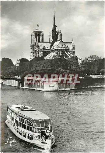 Cartes postales moderne Paris La Cathedrale Notre Dame de Paris et la Pointe de l'Ile Saint Louis Bateau Peniche