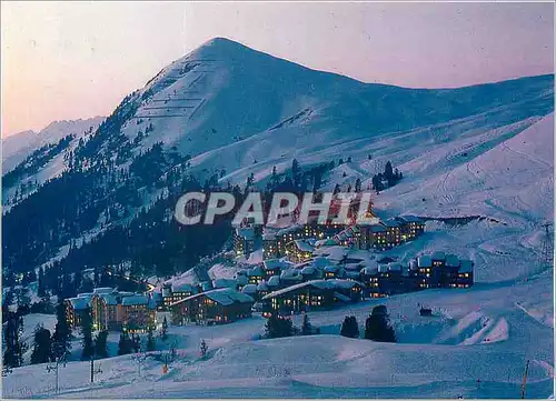 Moderne Karte Belle Plagne a la tombee du jour En fond le Mont St Jacques