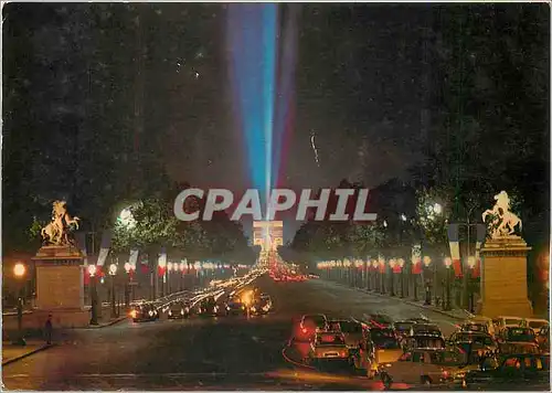 Cartes postales moderne Paris la nuit Avenue des Champs Elysees