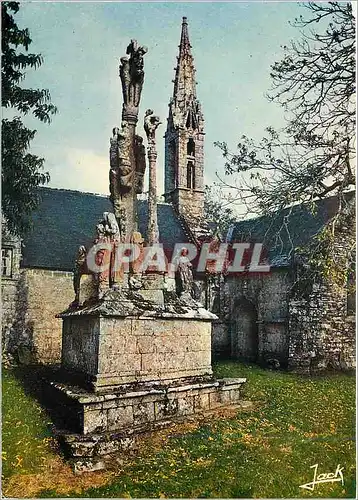 Cartes postales moderne Chapelle gothique de Saint Vennec et Calvaire a socle Triangulaire