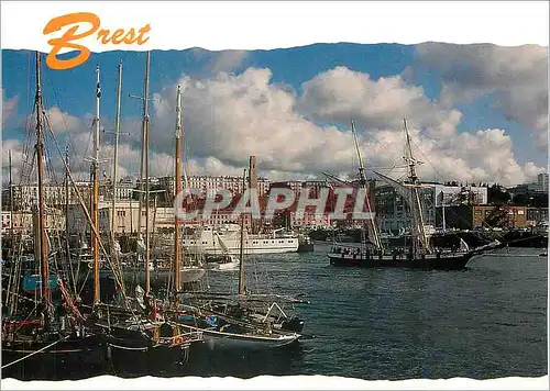 Cartes postales moderne Brest Le Port de plaisance Bateaux de peche