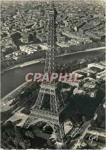 Cartes postales moderne En Avion sur Paris La Tour Eiffel