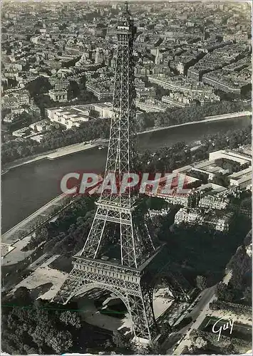 Moderne Karte En Avion sur Paris La Tour Eiffel
