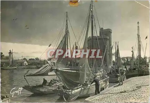 Cartes postales moderne La Rochelle Charente Maritime Tours Saint Nicolas