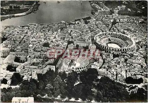 Moderne Karte Arles Bouches du Rhone Vue aerienne Les Arenes Le Theatre Antique