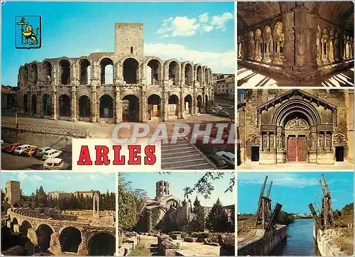 Cartes postales moderne Arles Provence Arles (Bouches du Rhone) les arenes amphitheatre bati par les premiers empereurs