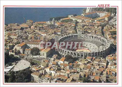 Cartes postales moderne Reflets de Provence Arles (B du R) Le Theatre Antique et les Arenes (1er s)