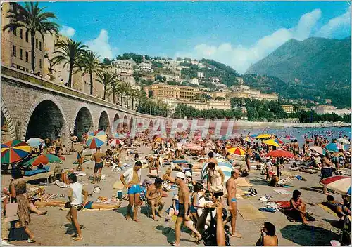 Cartes postales moderne Les Sites Merveilleux de la Cote d'Azur Menton (A M) La Plage a l'heure du bain