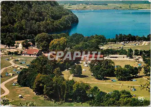 Cartes postales moderne La Franche Comte Pittoresque Environs de Lons les Saunier (Jura) Le Lac et le Domaine de Chalain