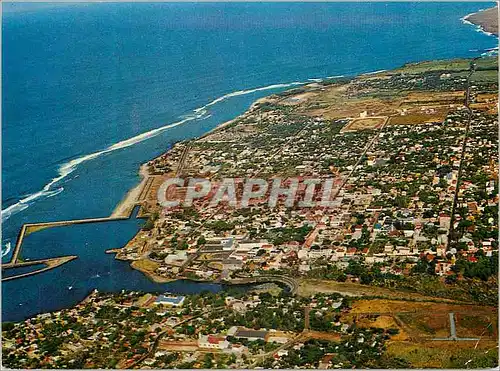 Cartes postales moderne La Reunion Vue generale de Saint Pierre