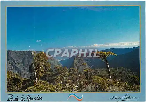 Cartes postales moderne Ile de la Reunion Vue du col de Fourche sur dos d arie et le port