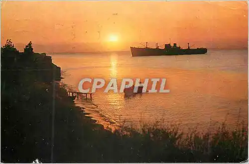 Cartes postales moderne Costinesti Lever de soleil a la mer Bateau