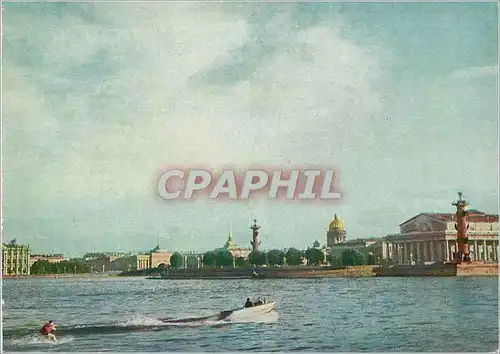 Cartes postales moderne La Neva La Pointe de l'Ile Vassilievski