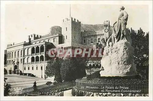 Cartes postales Monaco Le palais du Prince et monument commemoratif