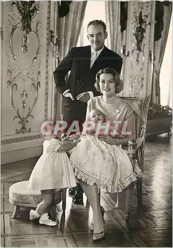 Cartes postales moderne Le Prince Rainier III La Princesse Grace Le Prince Albert La Princesse Caroline