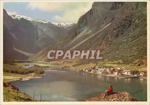 Cartes postales Norway Sogn Gudvangen The Naeroy Valley in the background