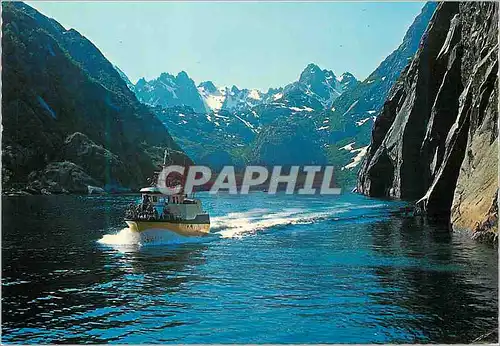 Cartes postales moderne Trollfjorden i Lofoten Bateau