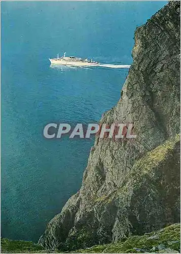 Cartes postales moderne Norway A tourist vessel passing the North Cape Bateau