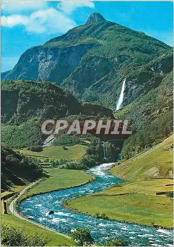 Moderne Karte Norway View from the Flam railway towards Rjoandefossen waterfall which drops precipitously down