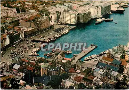 Moderne Karte Norvege Le port de Bergen vu des hauteurs environnantes