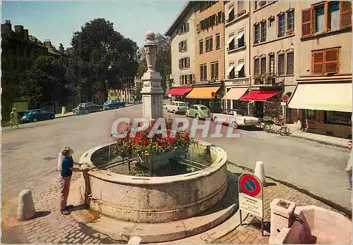 Cartes postales moderne Geneve La fontaine et la Place du Bourg de Four