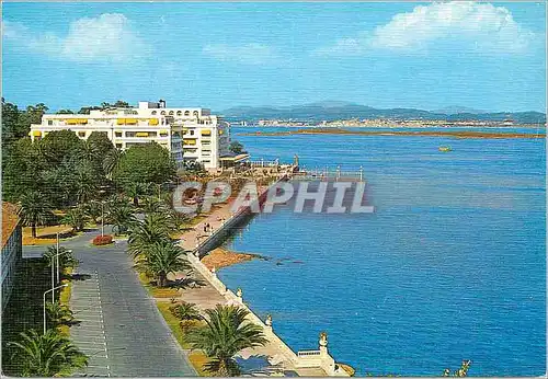 Cartes postales moderne Isla de la Toja Grand Hotel et Promenade Maritime