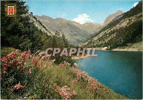 Cartes postales moderne Pirineo Aragones Huesca Sallent de Gallego Valle de Tena Lac de La Sarra au fond Mont de Soba