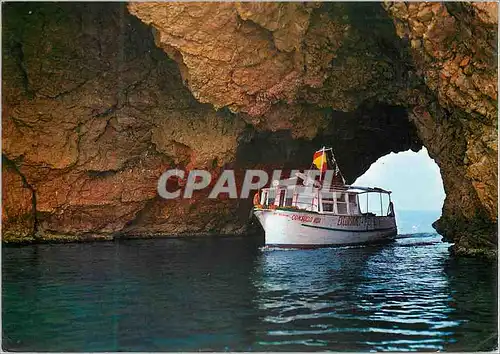 Cartes postales moderne costa Brava la Foradada Bateau