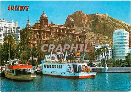 Cartes postales moderne Alicante  detail du port au fond le ch�teau Bateau