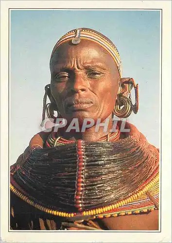 Moderne Karte Samburu woman in tribal costume
