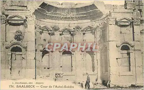 Cartes postales Baalbeck cour de l'autel-exedre