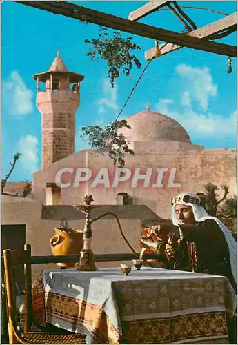 Cartes postales moderne Lebanon un typical fumeur de narguille