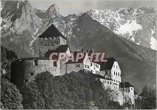 Cartes postales moderne Furstentum liechtenstein schlob vaduz (560 m u M)mit falknis (2566m)
