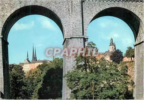 Moderne Karte Luxembourg Vue pittoresque de la Cathedrale et de l'Eglise St Michel