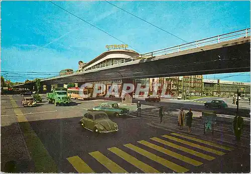 Cartes postales moderne Bruxelles viaduc vers l'autoroute du littoral Automobile Coccinelle