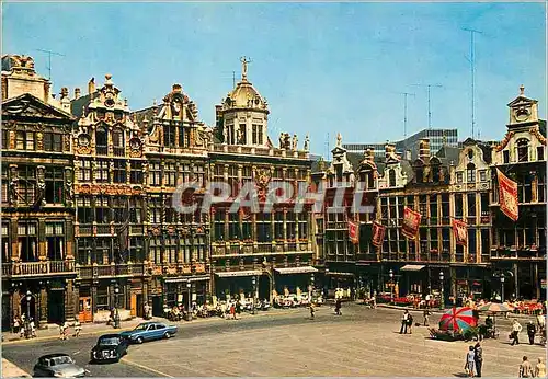 Cartes postales moderne Bruxelles grand place le roi d'espagne la brouette le sac