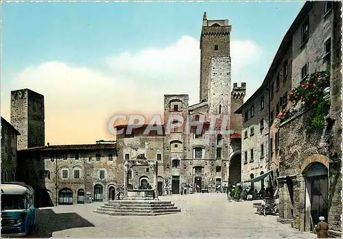 Cartes postales moderne S Gimignano (Siena)