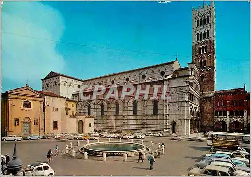 Cartes postales moderne Lucca s martiino et place antelminell