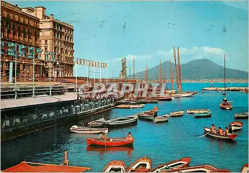 Cartes postales moderne Napoli Faubourg des Matelots et Restaurants