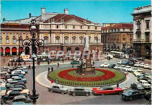 Cartes postales moderne Milano Place de la Scala
