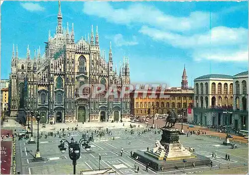 Cartes postales moderne Milano La Place du Dome