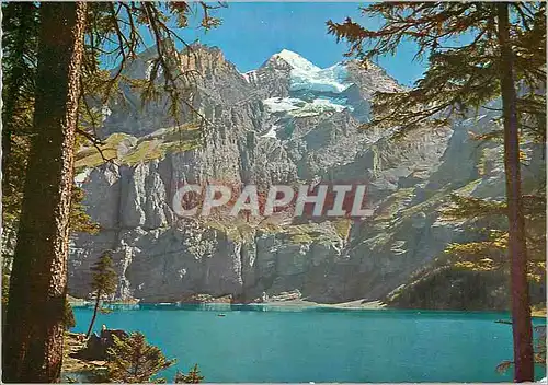 Cartes postales moderne Berghaus deschinensee 1600 m (kanderesteg) mit blumlisalpgruppe