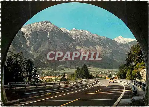 Cartes postales moderne Osterreich brennerautobahn bergisel tunnel mit innsbruck und nordkette