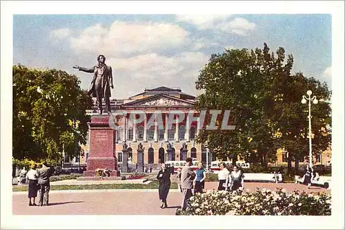Cartes postales moderne Leningrad La Place des Arts
