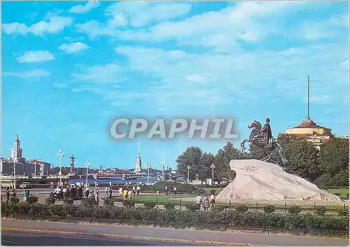 Cartes postales moderne Leningrad La place des Decembristes Le monument a Pierre 1er