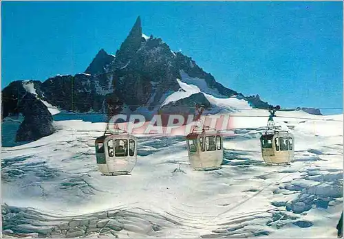 Cartes postales moderne Courmayeur chamonix dent du geant 4014 et le teleferiques de la vallee blanche
