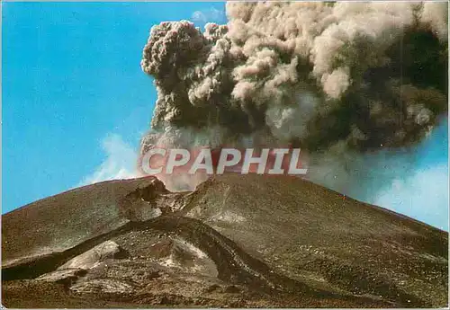 Cartes postales moderne Etna (sicilia) explosion dans le cratere a nord est avec cendres et lapilli