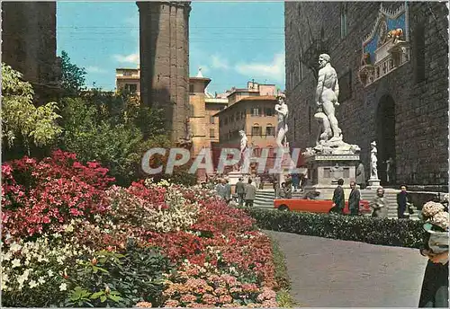 Cartes postales moderne Firenze montre des fleurs place de la seigneurie